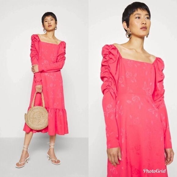 REVOLVE ANTHROPOLOGIE Cras Lisecras Maxi Dress in Paradise Pink with Floral - Picture 1 of 15